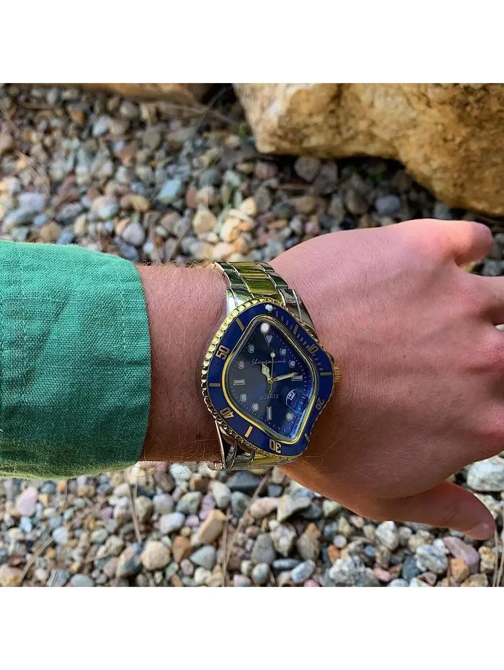 Classy Y2K Vintage Minimalist Warped Oval Retro Stainless Steel Watch Unisex